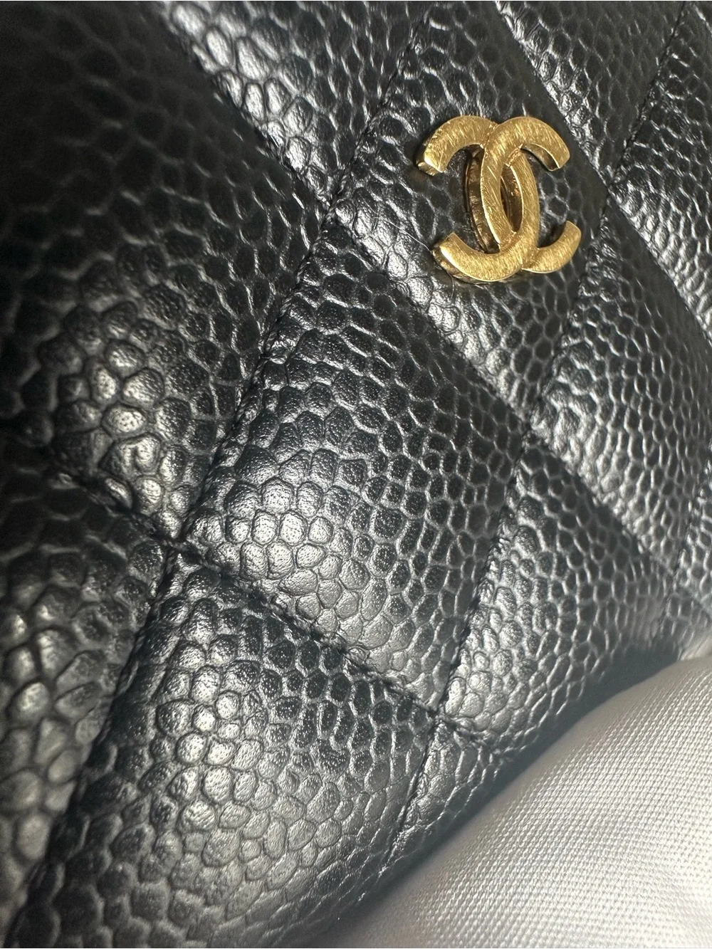 CHANEL 31-Series Black Caviar Quilted Zip Coin Purse Card Holder GHW